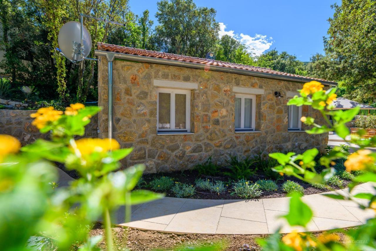 Villa Stone House Leani à Sveti Jakov Extérieur photo