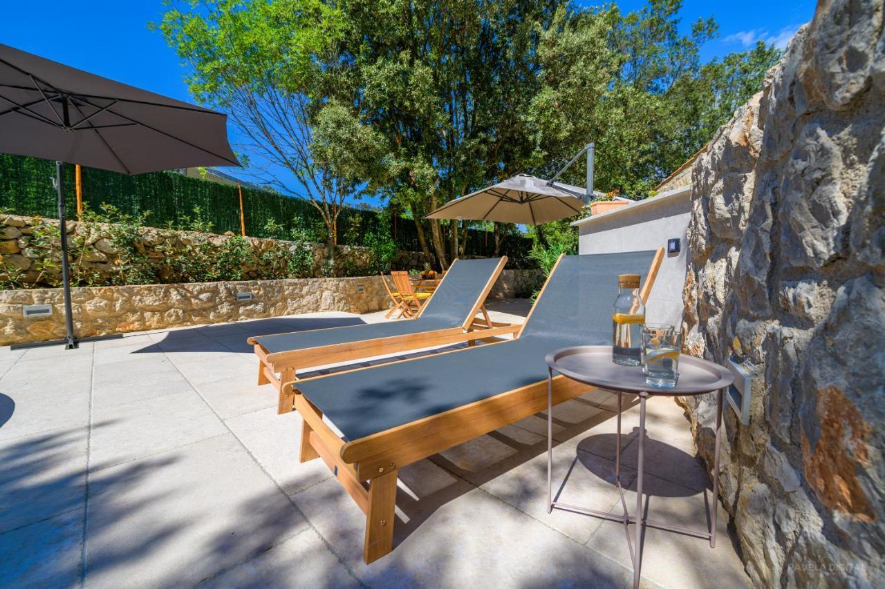 Villa Stone House Leani à Sveti Jakov Extérieur photo