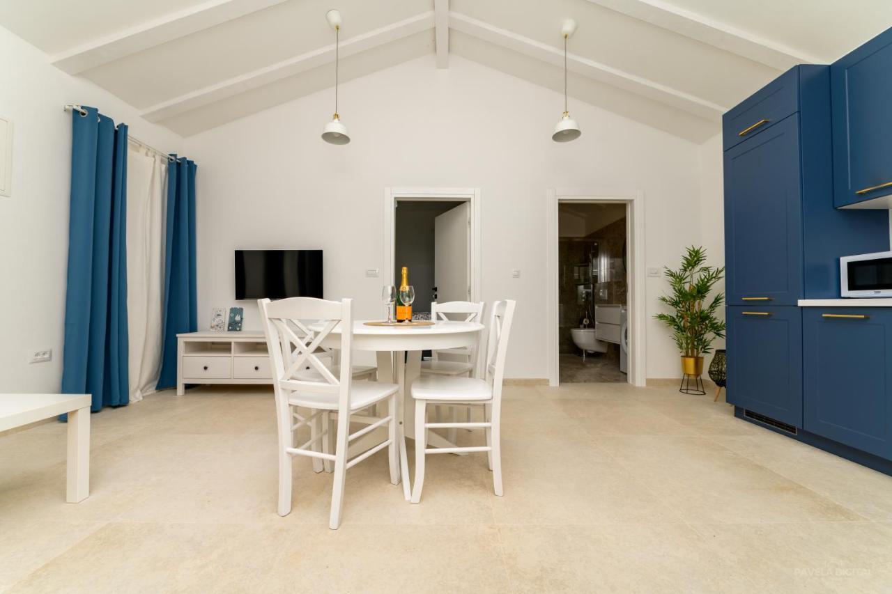 Villa Stone House Leani à Sveti Jakov Extérieur photo